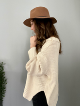 Load image into Gallery viewer, Ivy Round Neck Sweater
